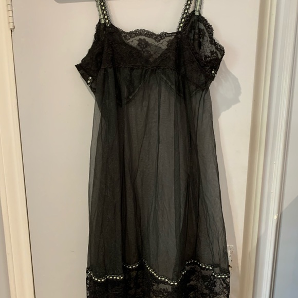 Gorgeous Vintage Peignoir set black with light lime ribbons, sheer slip dress. - Picture 5 of 9